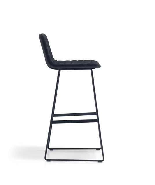 Mobel Maven Bar Stool