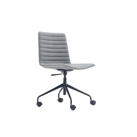 Mobel Maven Swivel Chair